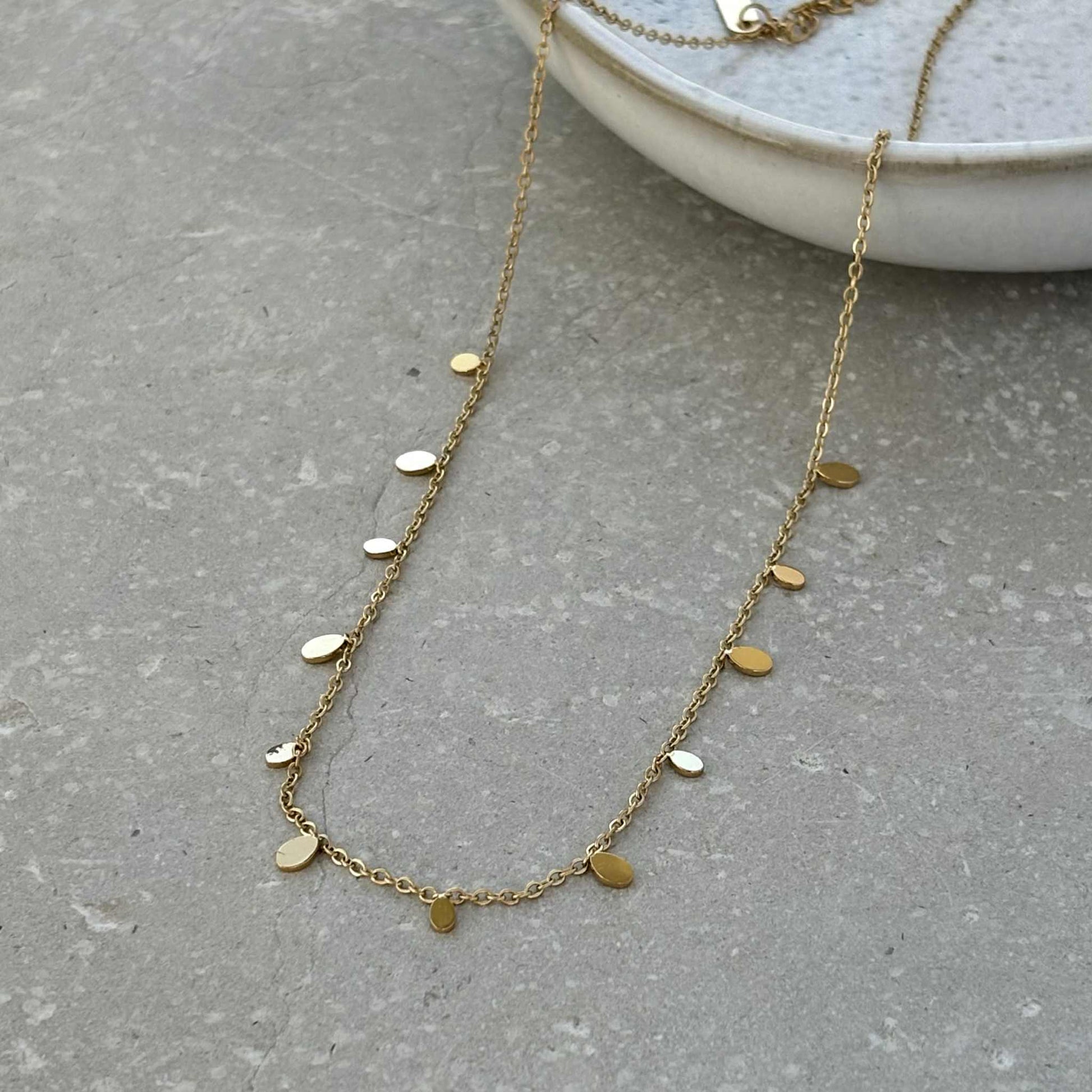 Teardrop Necklace Gold