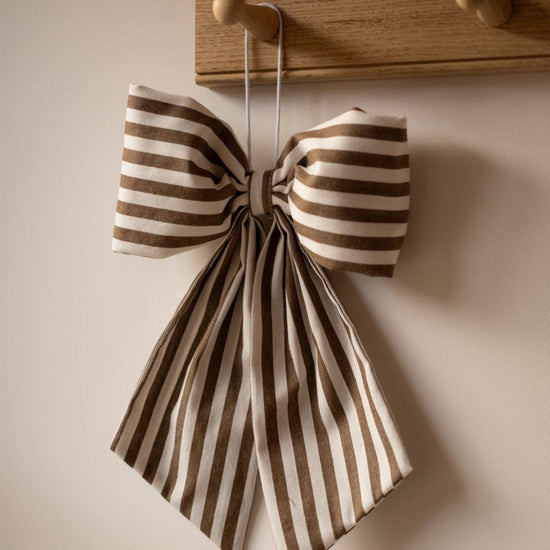 Brown Large Stripe Hanging Bow
