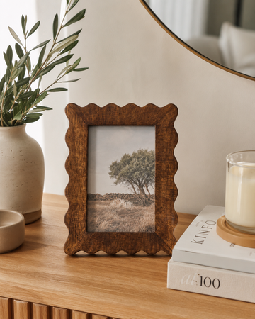 Avila Wooden Scallop Photo Frame (6x4)