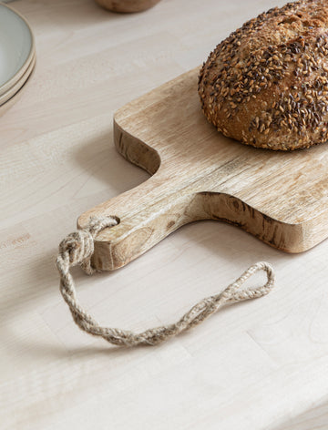 Midford Mango Wood Chopping Board — product shot