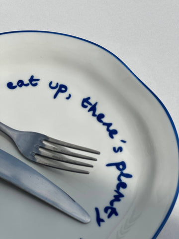 Statement plate detail